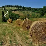 بيت للعطل Cozy Farmhouse In With Private Pool *