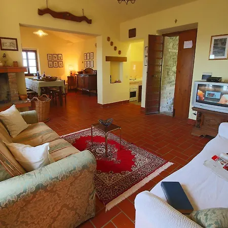 Cozy Farmhouse In With Private Pool Paciano
