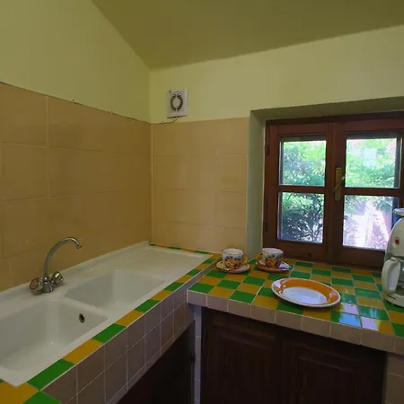 Dom wakacyjny Cozy Farmhouse In With Private Pool